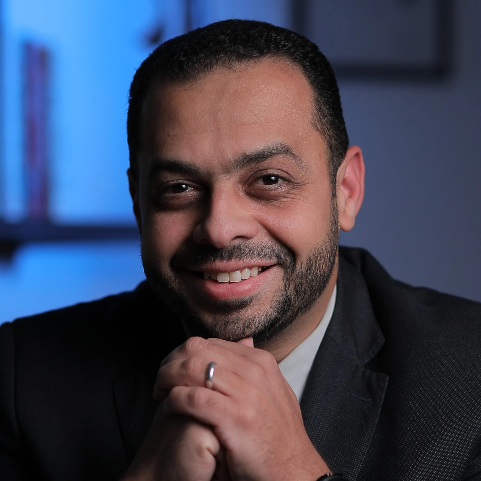 Dr. Omar Sakr